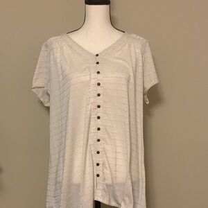 Cupio Cream Button-Down Shirt size large euc